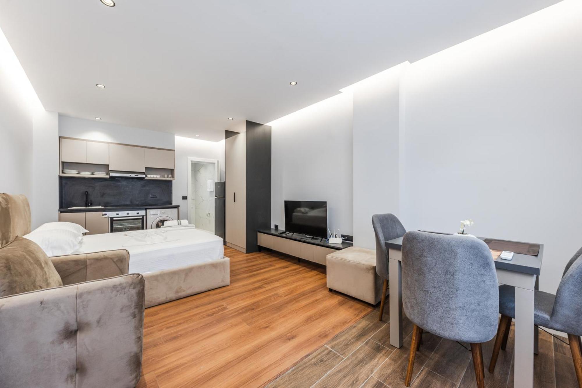 Sr Apartments Golem Golem  Bagian luar foto