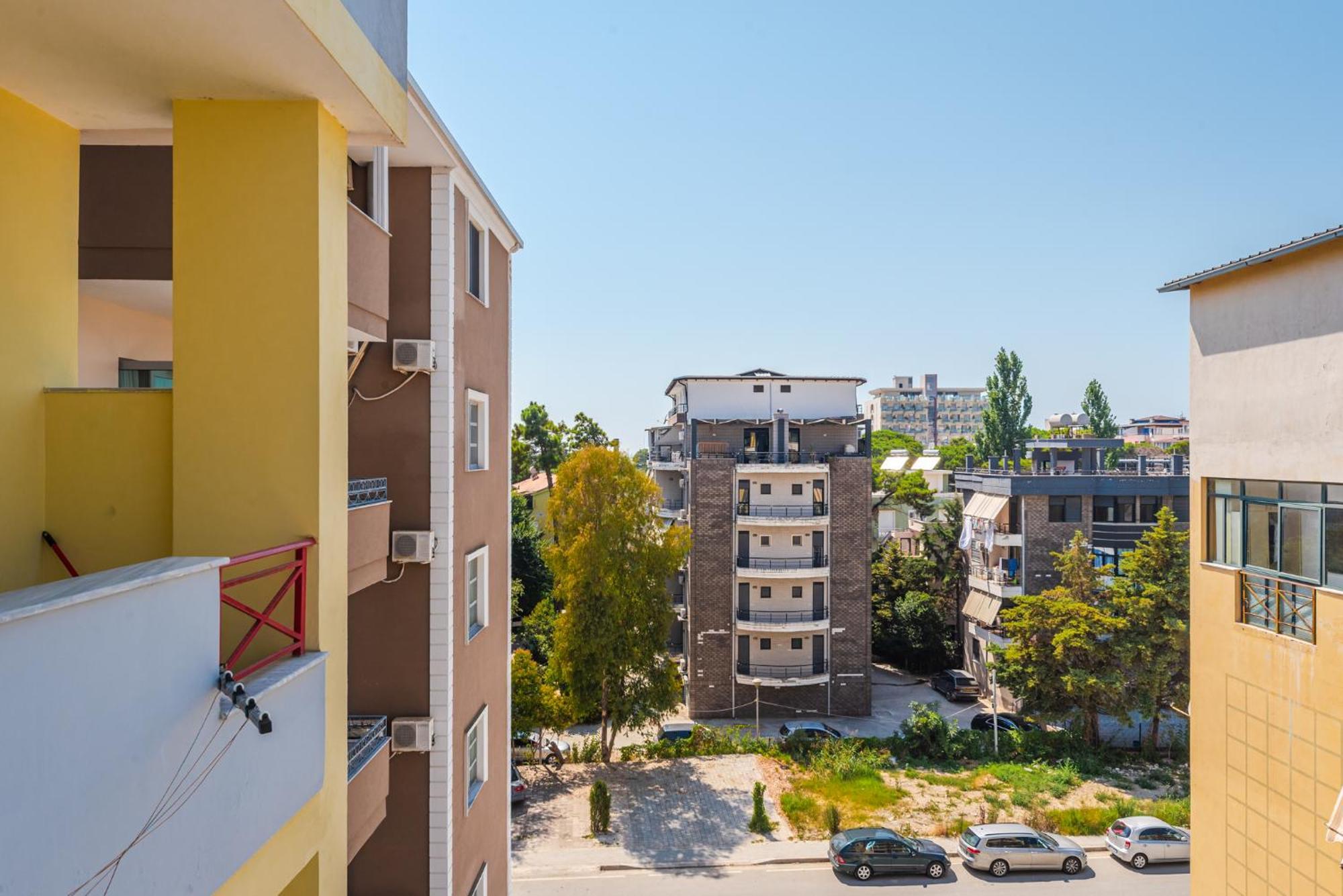 Sr Apartments Golem Golem  Bagian luar foto